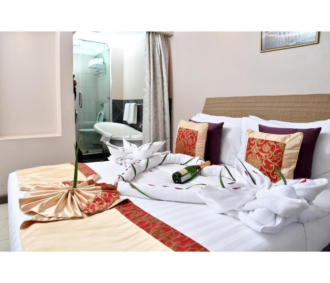 Hillpark Hotel Nairobi Bagian luar foto