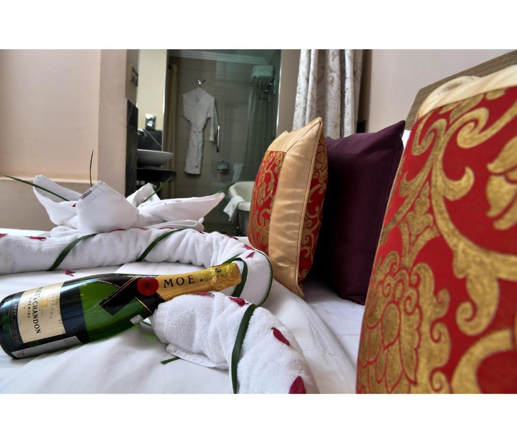 Hillpark Hotel Nairobi Bagian luar foto