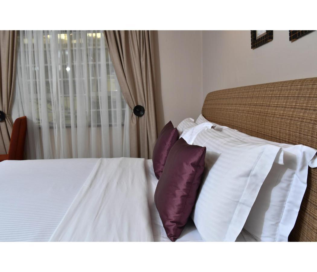 Hillpark Hotel Nairobi Bagian luar foto