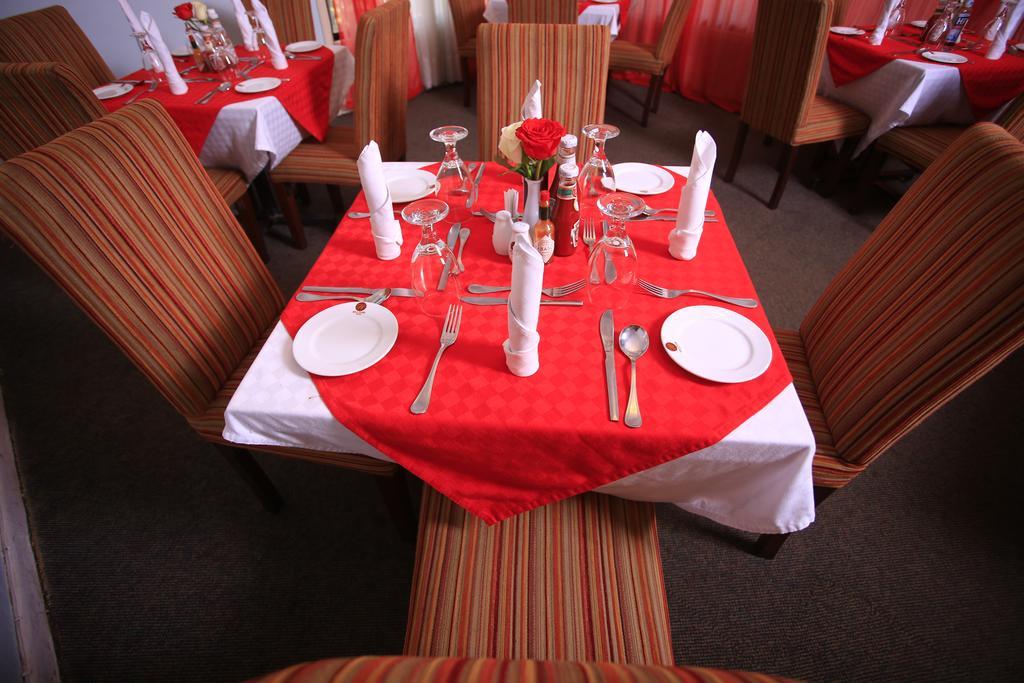 Hillpark Hotel Nairobi Bagian luar foto