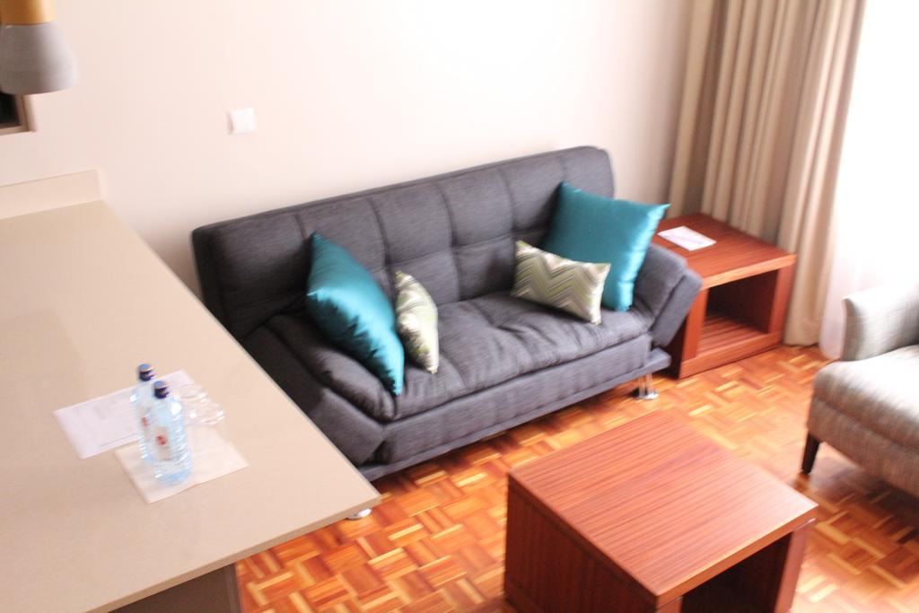 Hillpark Hotel Nairobi Bagian luar foto
